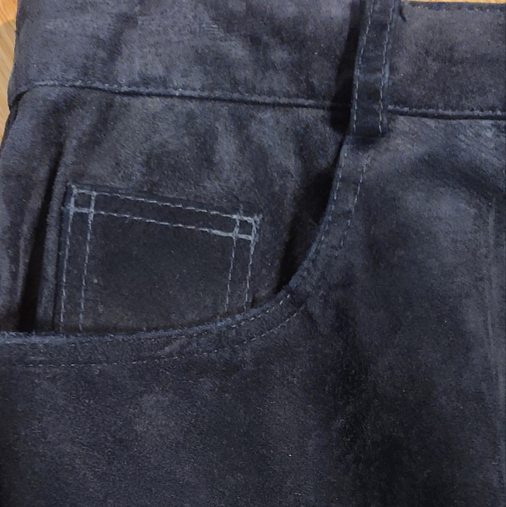 Leather Suede black skirt button front - Picture 7 of 10